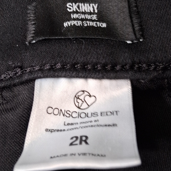 NWT Express High Rise Skinny Black Jeans    Size 2R - Picture 11 of 11